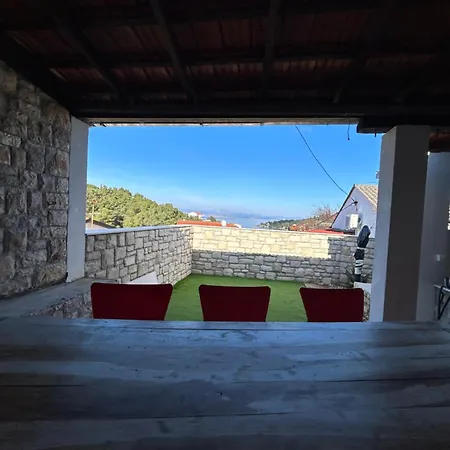 Family House Aldo 別荘 Rogač